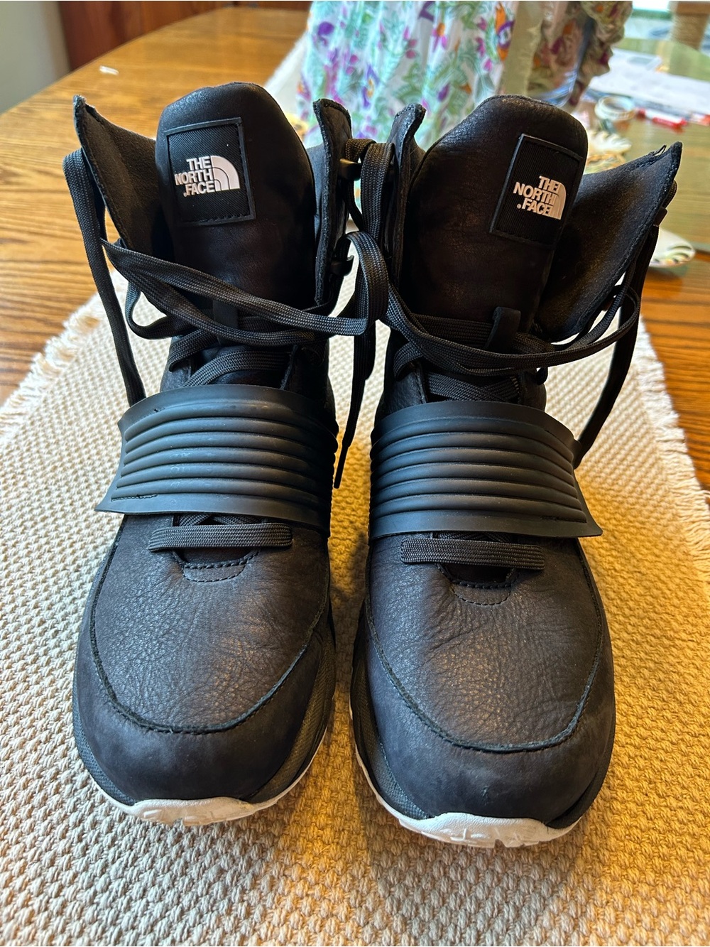 The North Face Men's Women’s Winter Boots with Strap